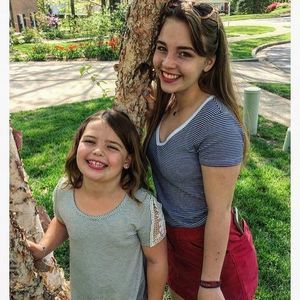 Meet your Posher, Eliza